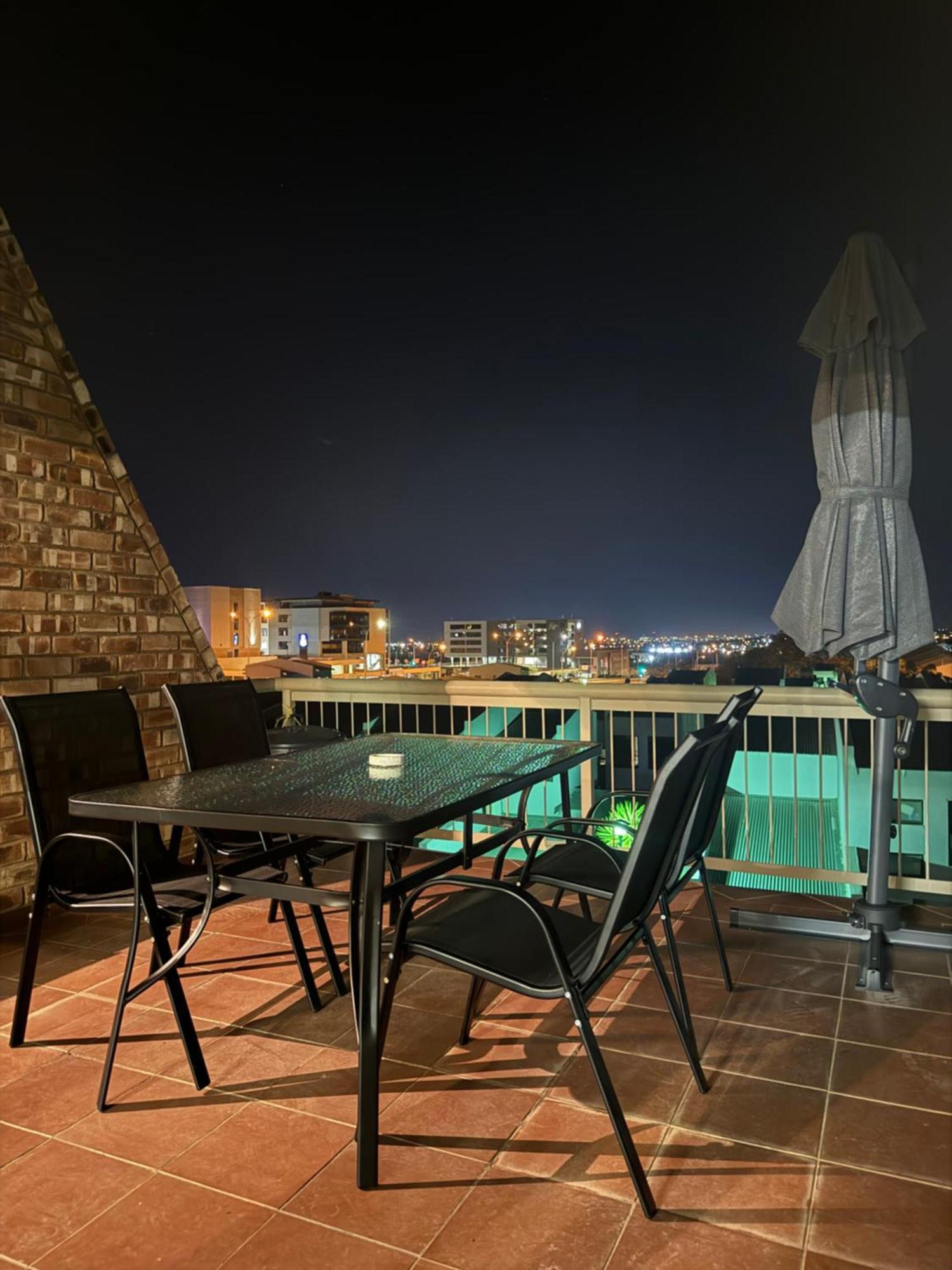 Weavers Nest 34 Windhoek Exterior foto